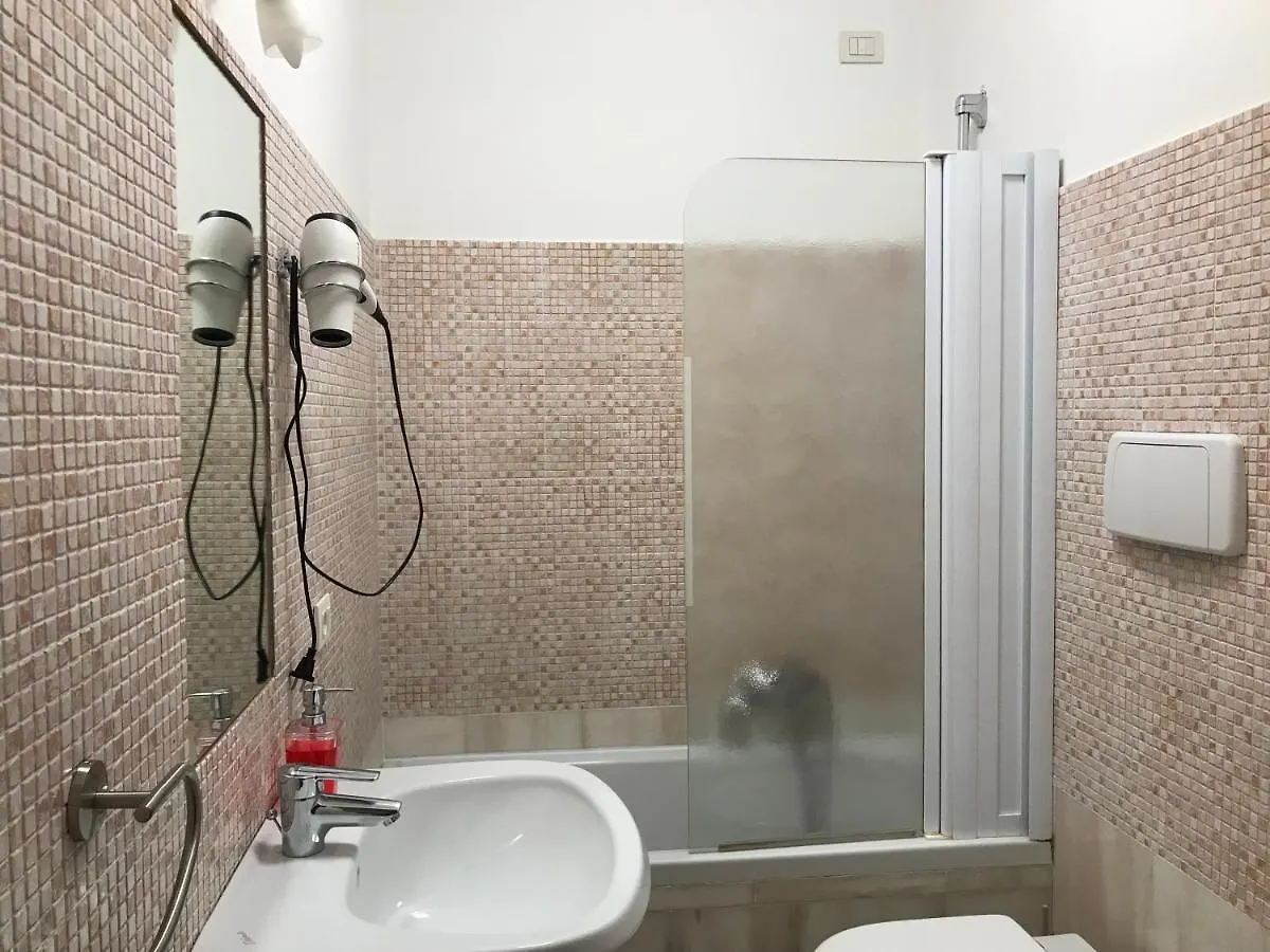 Verona Apartments & Rooms Lungadige